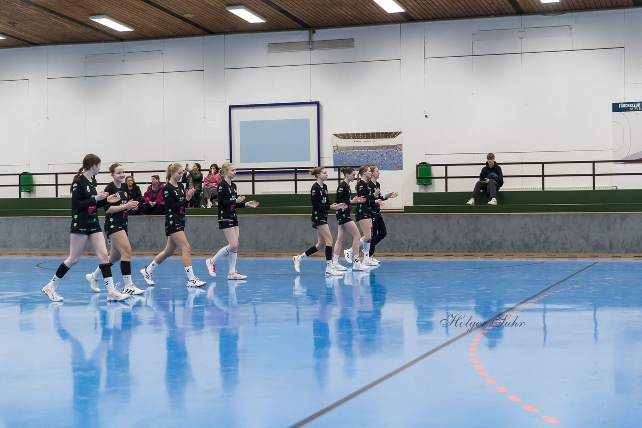 Bild 34 - wBJ TSV Ellerbek - TSV Uetersen : Ergebnis: 15:10